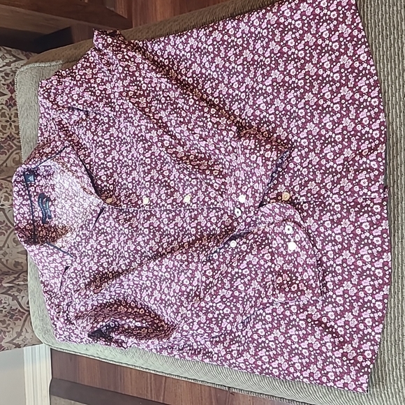 Tommy Hilfiger Supima Cotton Button Down Shirt - Picture 10 of 10